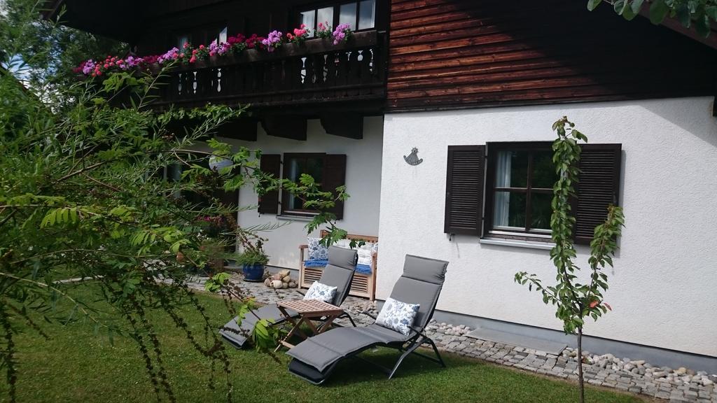 Apartment Haus Merlin Am Boeckelsberg Weimar  Exterior foto